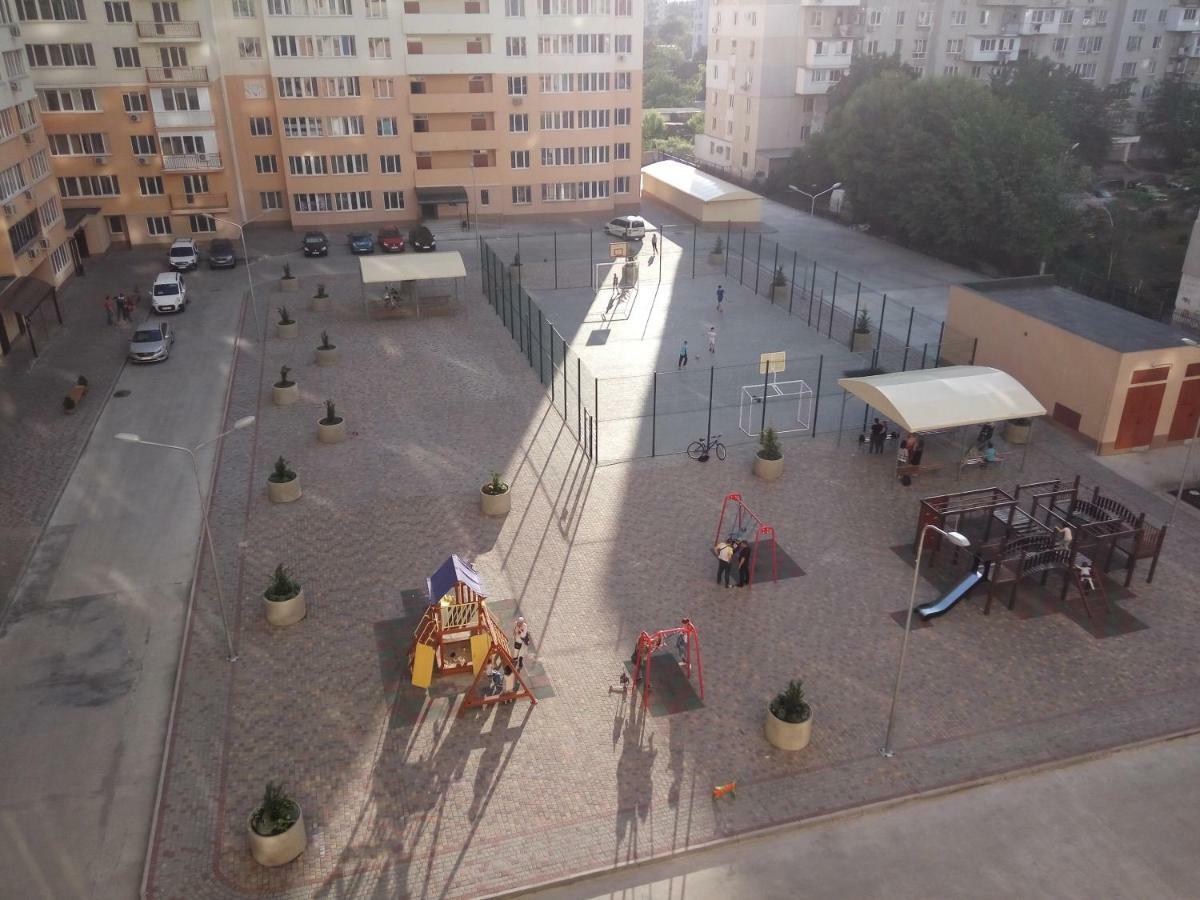 Своя Однокомнатная Квартира Odessza Kültér fotó